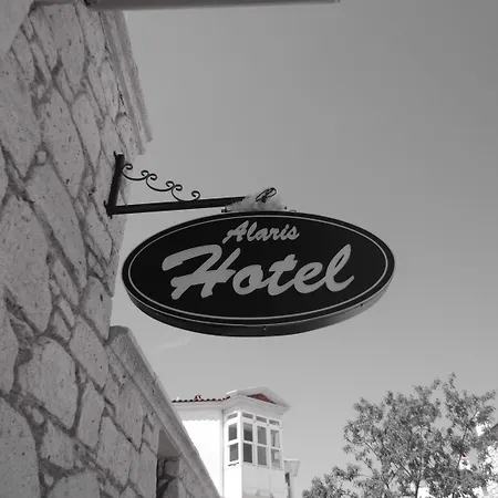 阿拉卡提阿莱瑞斯酒店