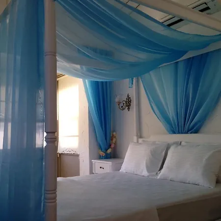 Alaris Bed & Breakfast 2*