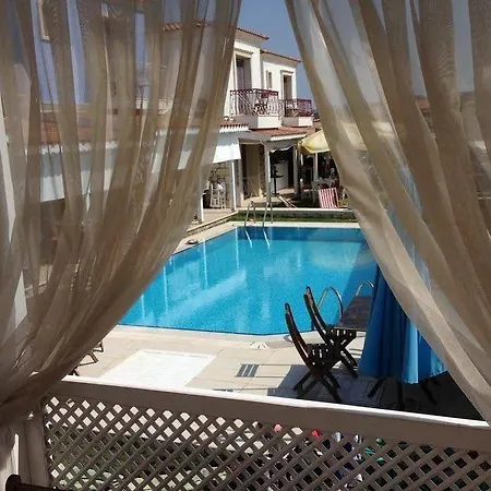 Alaris Bed & Breakfast 2*