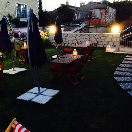 阿拉卡提阿莱瑞斯酒店 3*