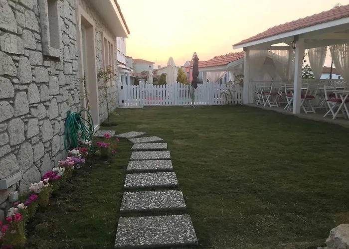 Alaris Oda ve Kahvaltı Alaçatı